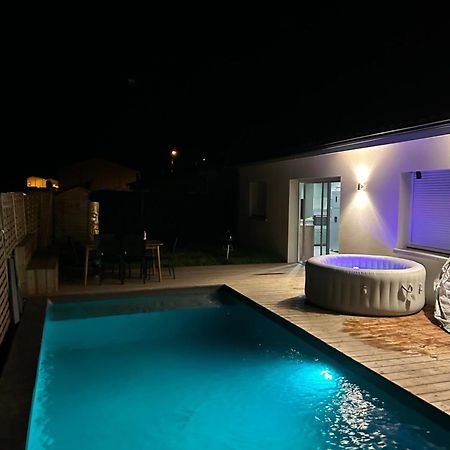 Aux Portes De Bordeaux Maison Cocooning Avec Piscine أمباريه إيه لاغراف المظهر الخارجي الصورة